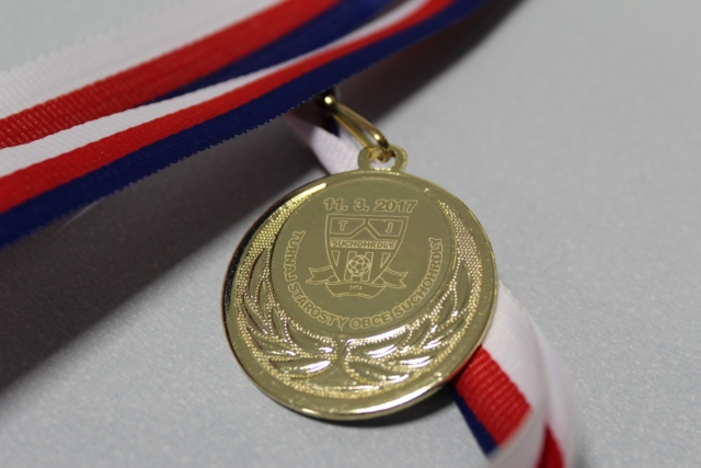 medaile gravírování loga